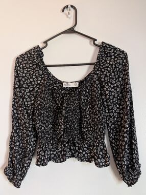 Hollister XS Crop Top